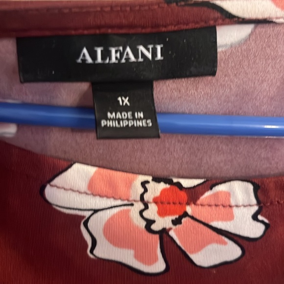 Flower pattern blouse - Picture 3 of 3